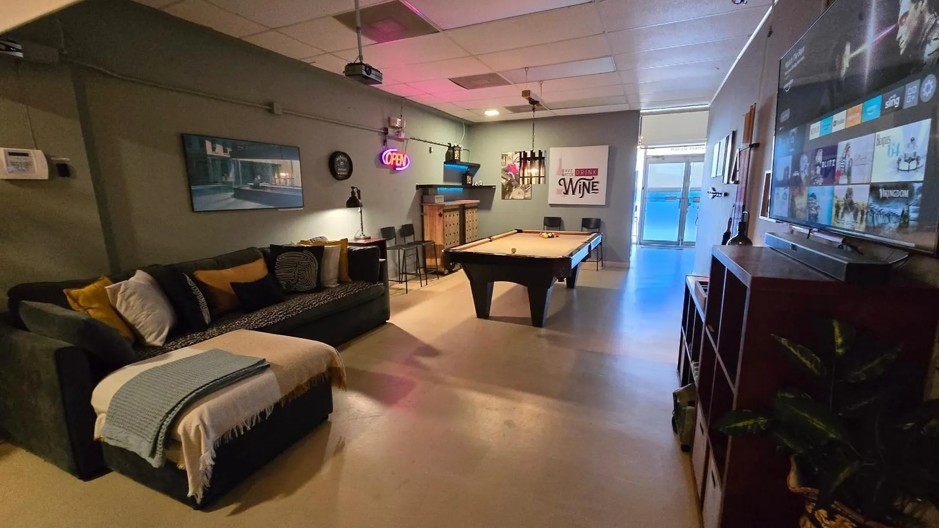 Bunker Beach @ Isla Verde / Beach Front location
